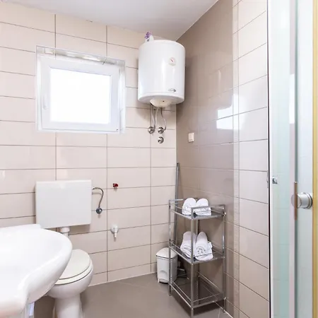 Tina - A1 Ground Floor - Mpolo Apartman